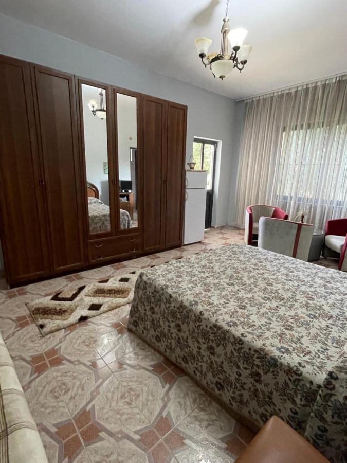 Appartement Vila Briart à Durrës Extérieur photo