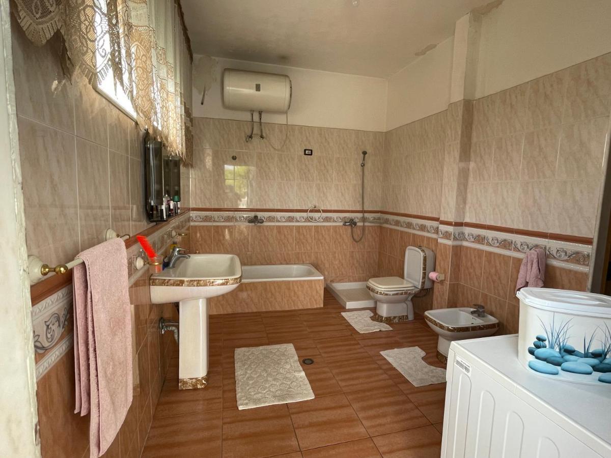 Appartement Vila Briart à Durrës Extérieur photo