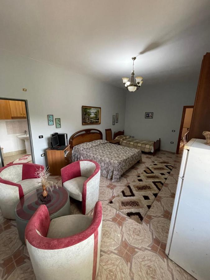 Appartement Vila Briart à Durrës Extérieur photo