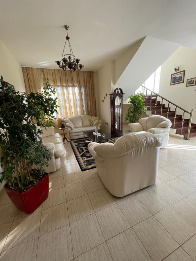 Appartement Vila Briart à Durrës Extérieur photo
