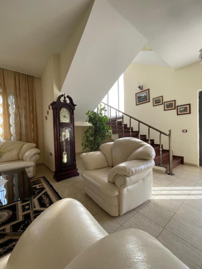 Appartement Vila Briart à Durrës Extérieur photo