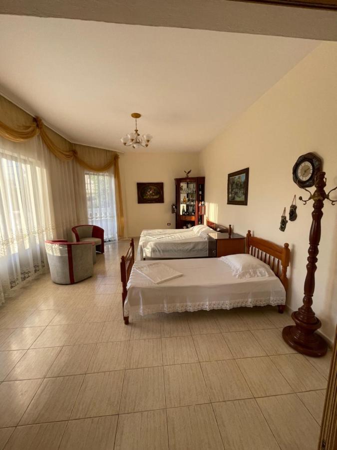 Appartement Vila Briart à Durrës Extérieur photo