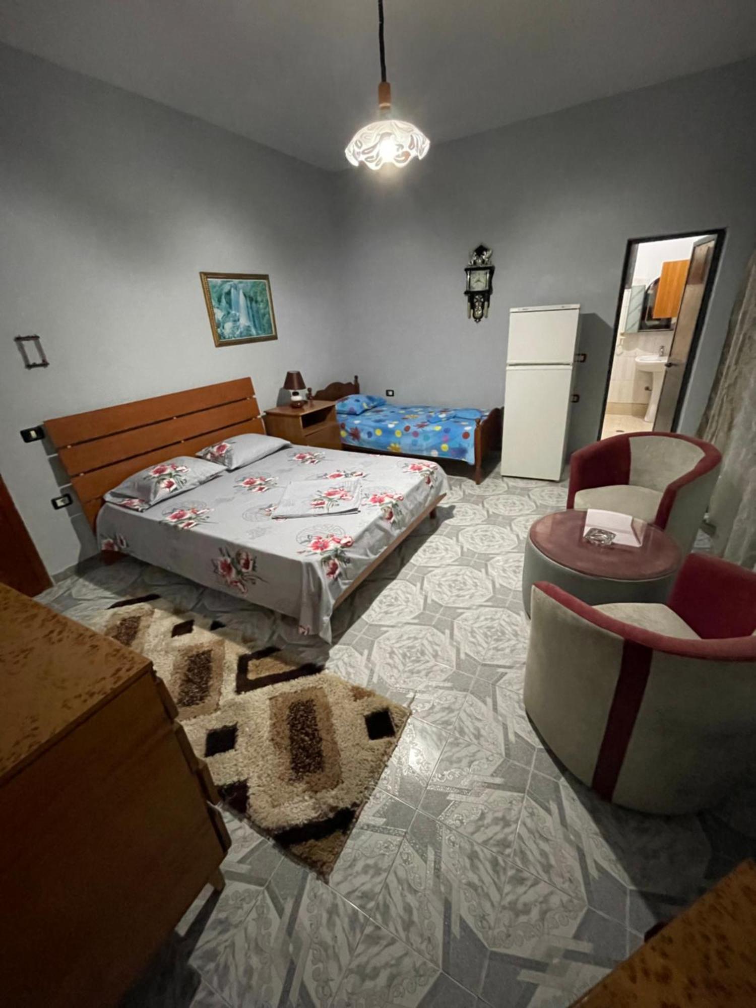 Appartement Vila Briart à Durrës Extérieur photo