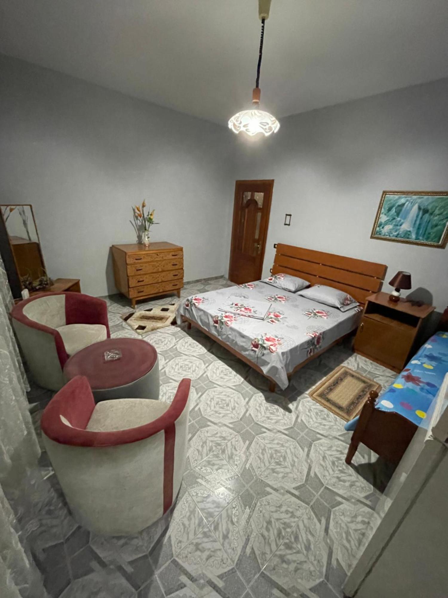 Appartement Vila Briart à Durrës Extérieur photo